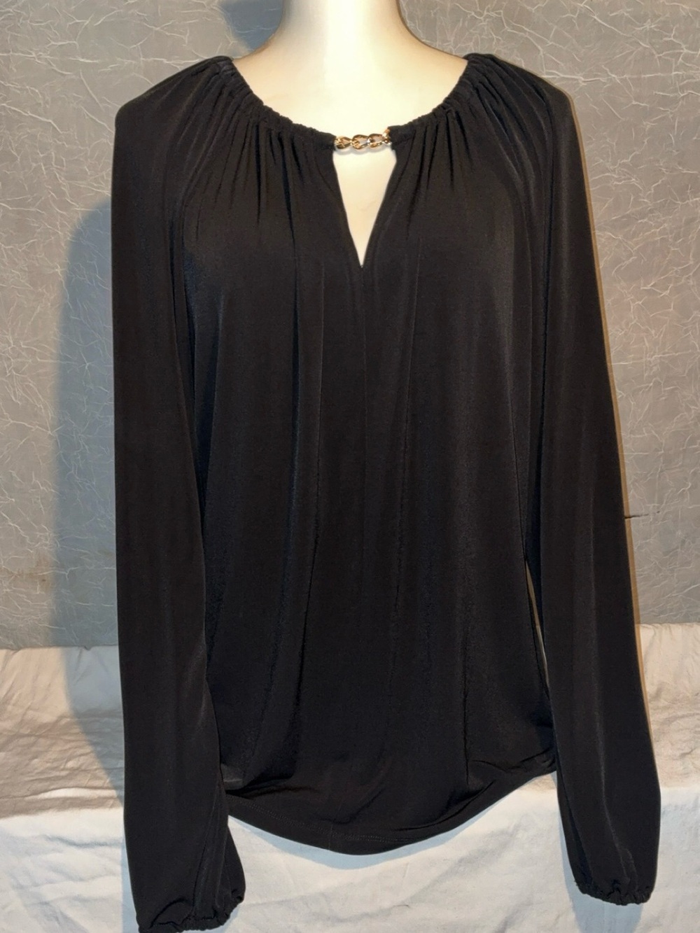 NWT Michael Kors Black Chain Keyhole Blouse L
